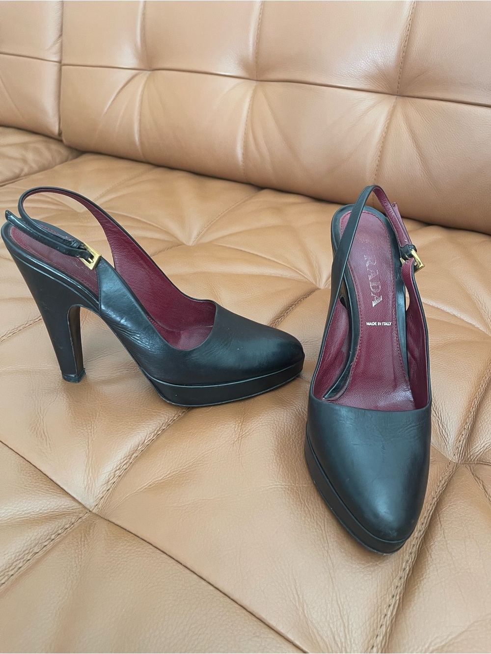 Prada Black Leather Slingback Pumps 35